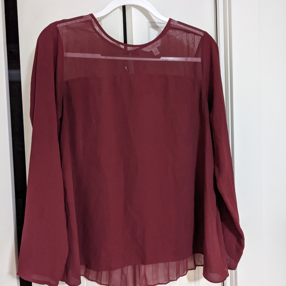 Maroon long sleeve shirt
